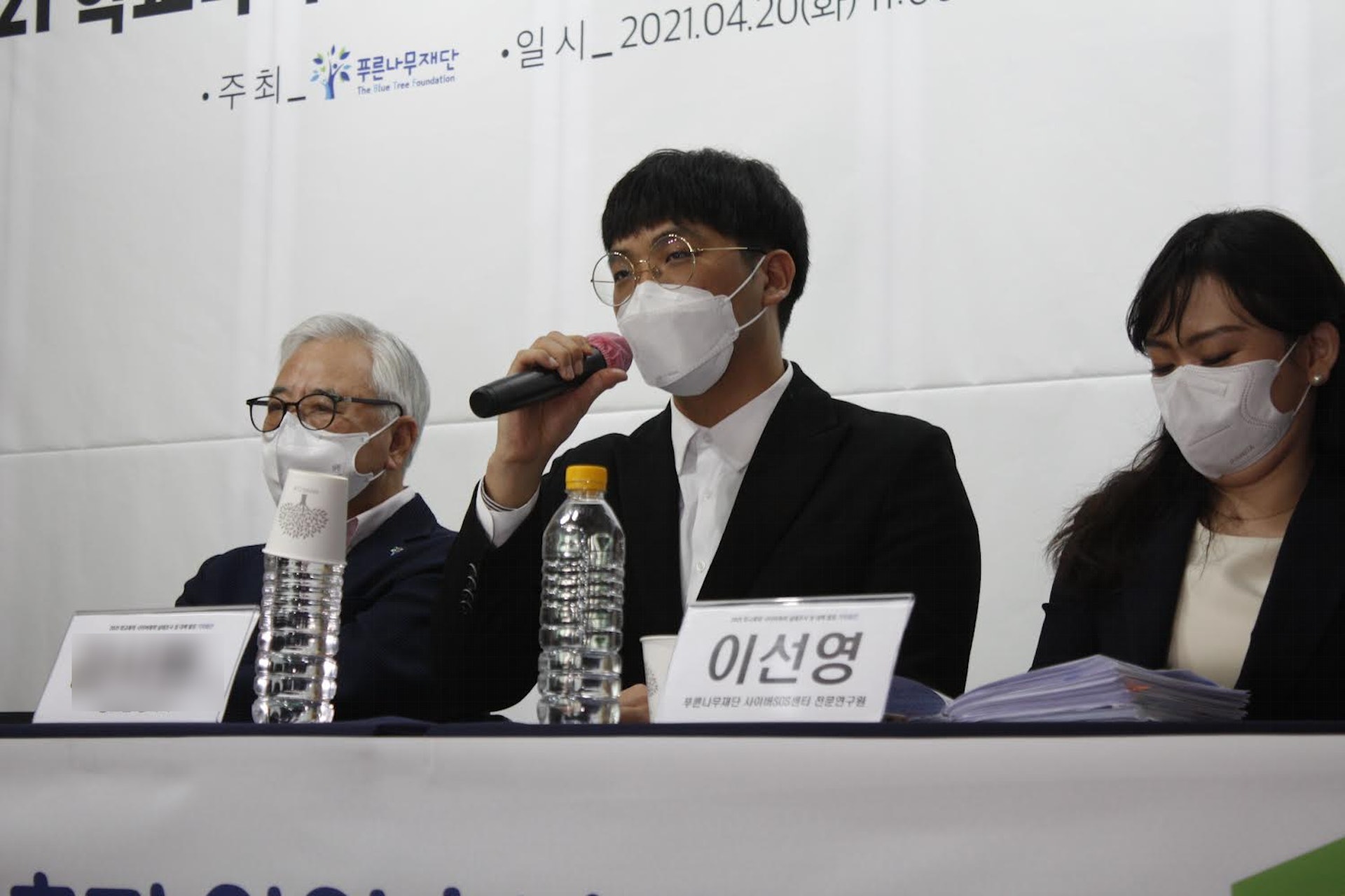 自杀前「被班主任打了一下叫道歉」，韩国校园霸凌折射的畸形社会