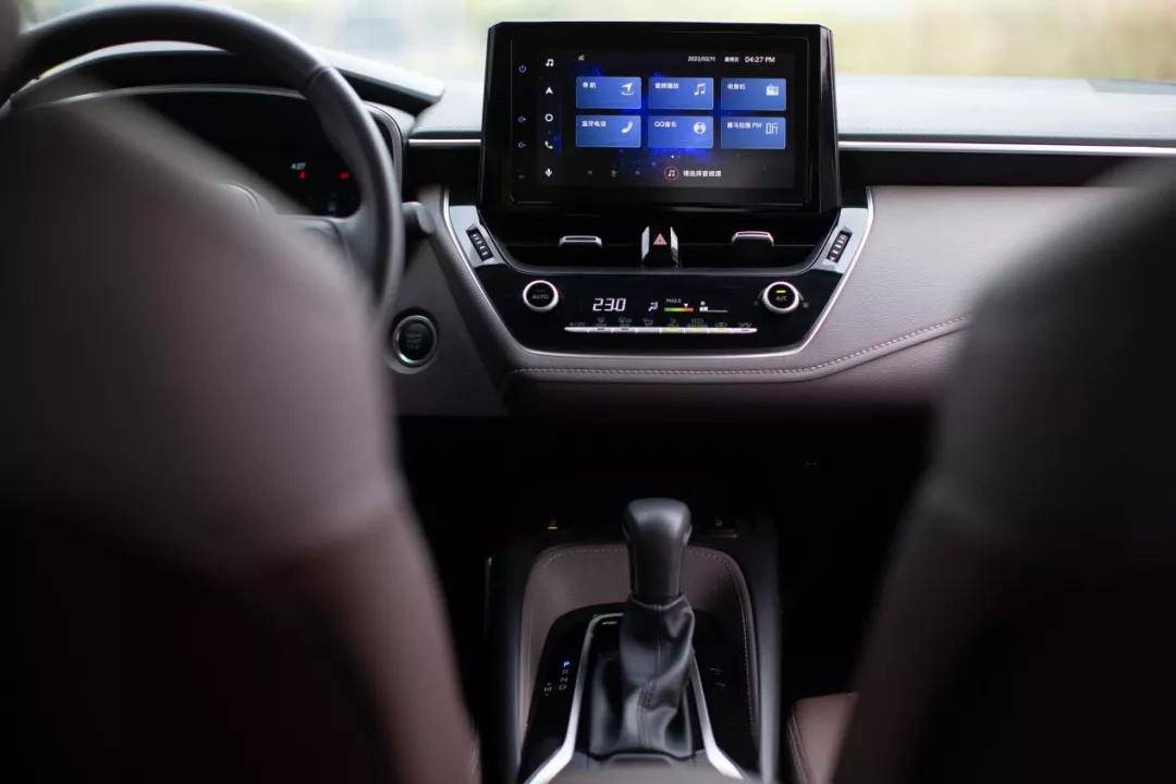 刚健有为自强不息篆体,刚健有为英文