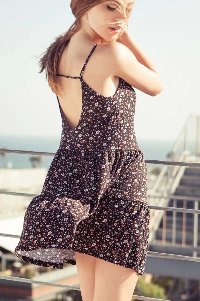 小区门口做什么生意最赚钱,现在什么生意最火爆最赚钱