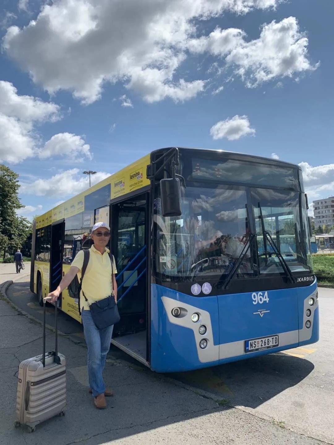 国外旅游如何提前预订住宿,独自国外旅行怎么找住宿