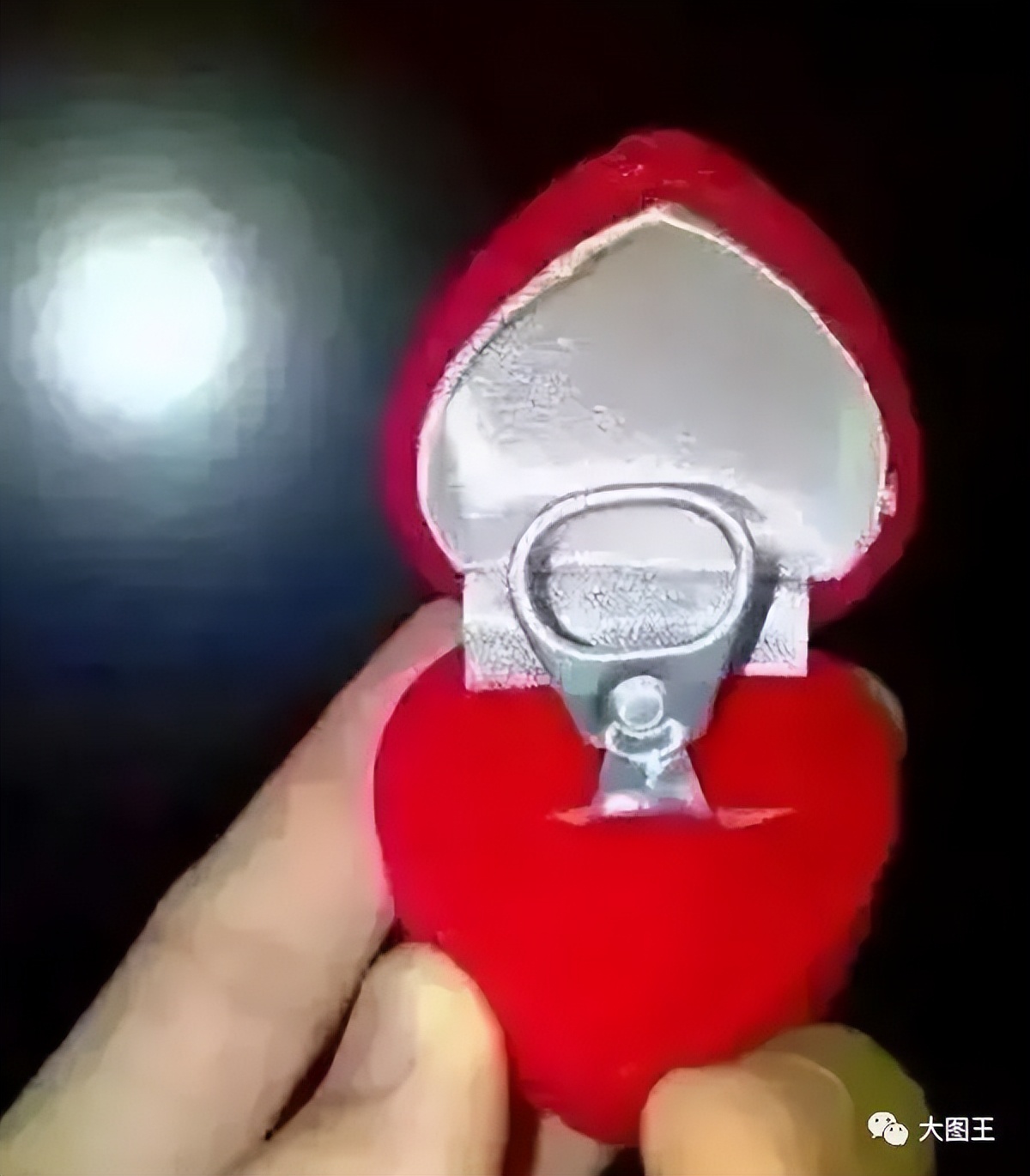 无人拒绝的情人节礼物,很庸俗的情人节礼物