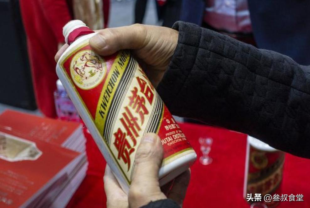 普通玻璃珠值两毛，茅台瓶口玻璃珠要两百，原来它还有这3大用处