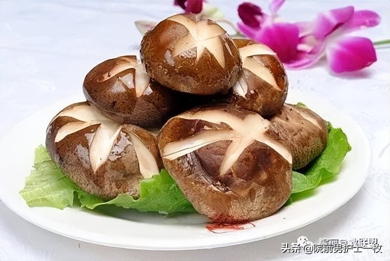 蘑菇中毒最常见品种,有毒蘑菇的八种识别方法