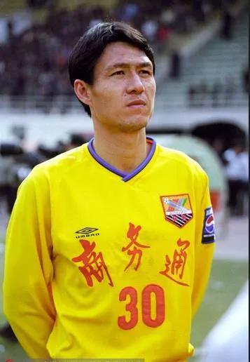 甲a时代四川全兴球员,黎兵率川足进中乙4强