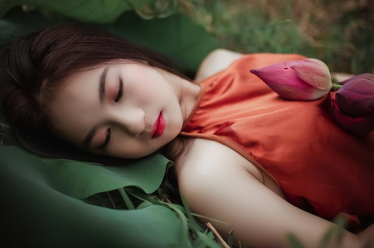 女人的“七寸”在这3个地方，男人要掐准