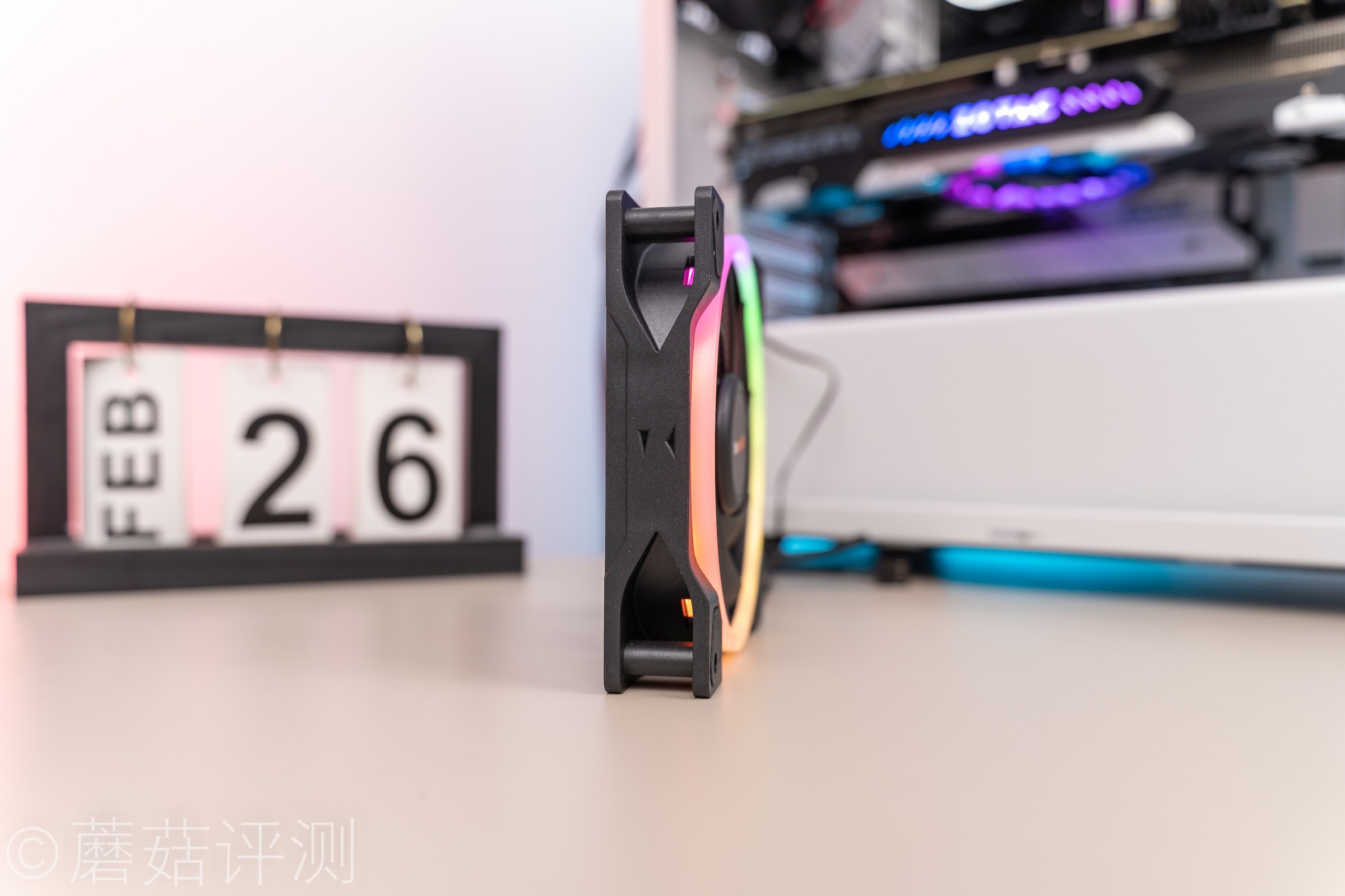 安静又漂亮，质感很出色、德商必酷LightWings静音ARGB风扇评测