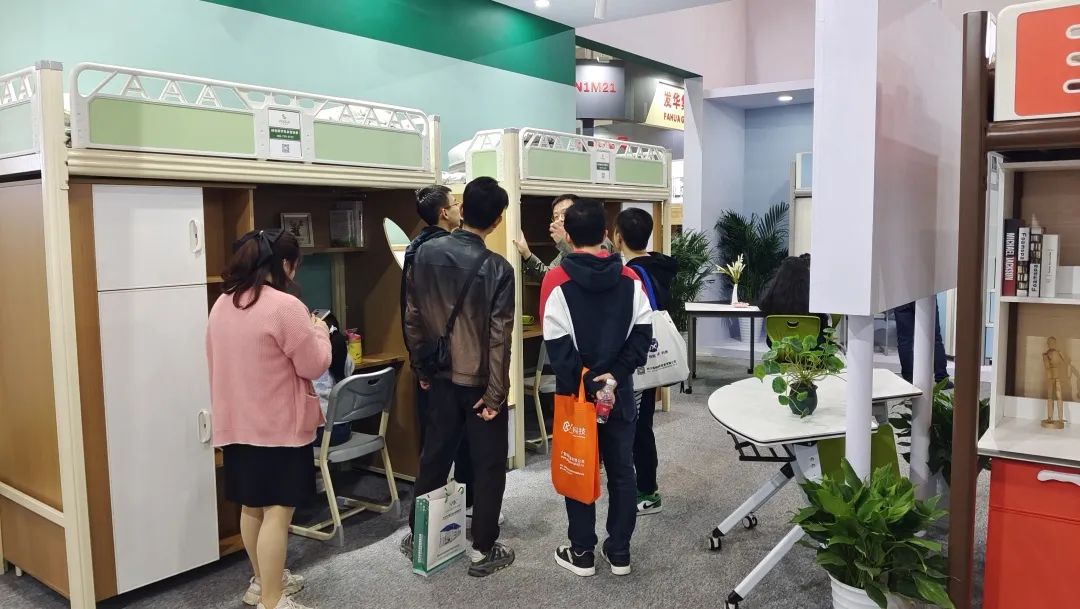 鍗庝簹瀹跺叿,鍗庝簹瀹剁2021绾夸笂骞翠細