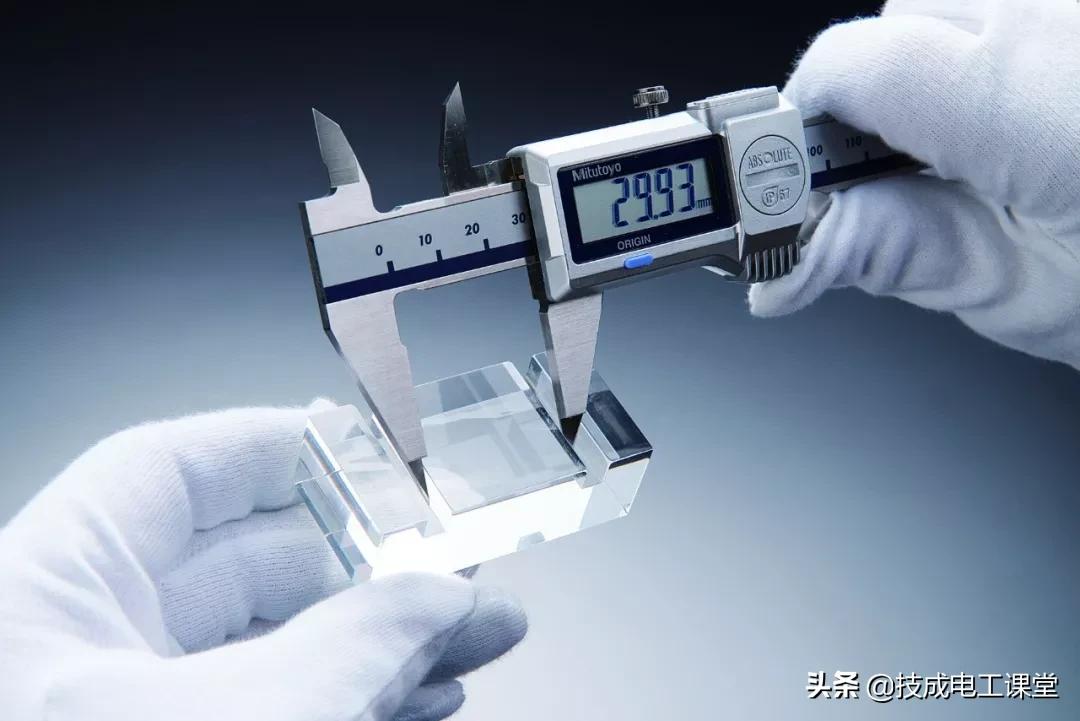 卡尺用0.8还是2.0,卡尺怎么用视频教程