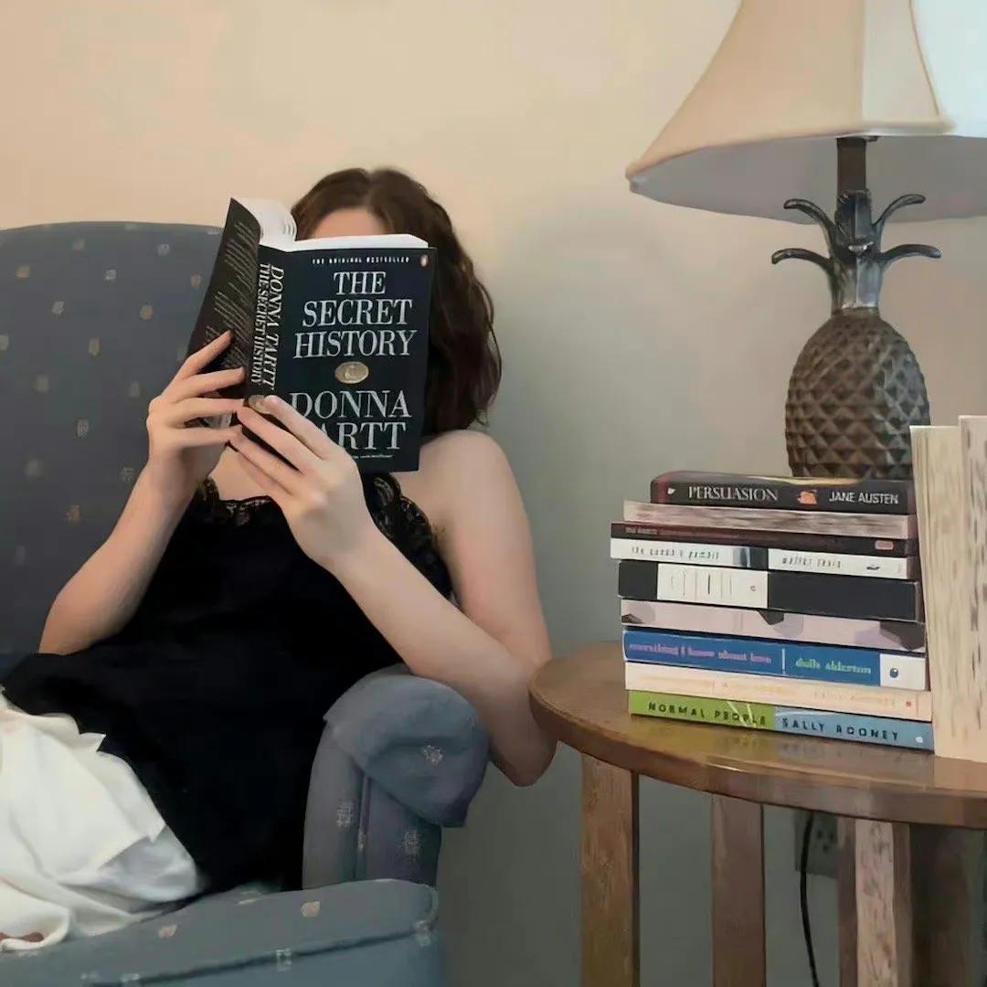 情绪文案不易懂,情绪无法对任何人诉说的文案