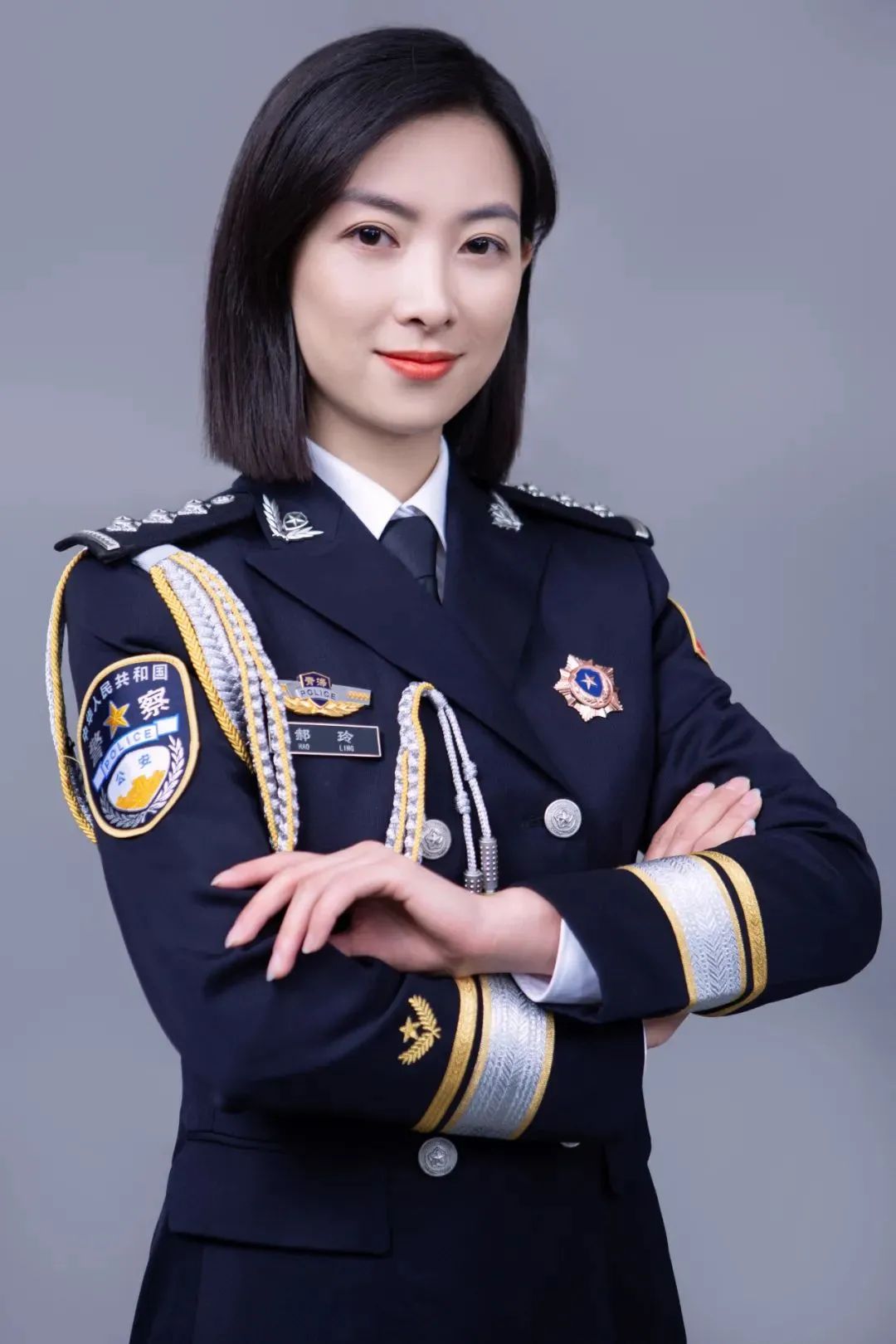 女警警服演变照片图片,最美警花警服图片