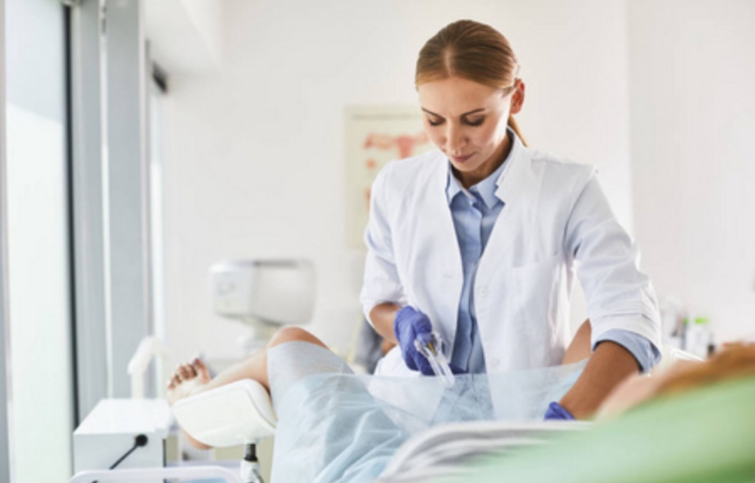 没有子宫了跟正常女人是一样的吗,女性天生没有子宫