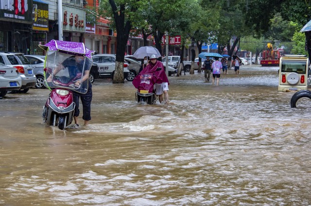 深圳洪水淹商场？无良自媒体的嘴，将导致社会畸形