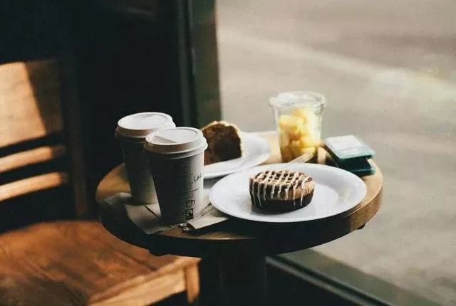 请自己不要耽误自己,永远不要耽误自己人性解读