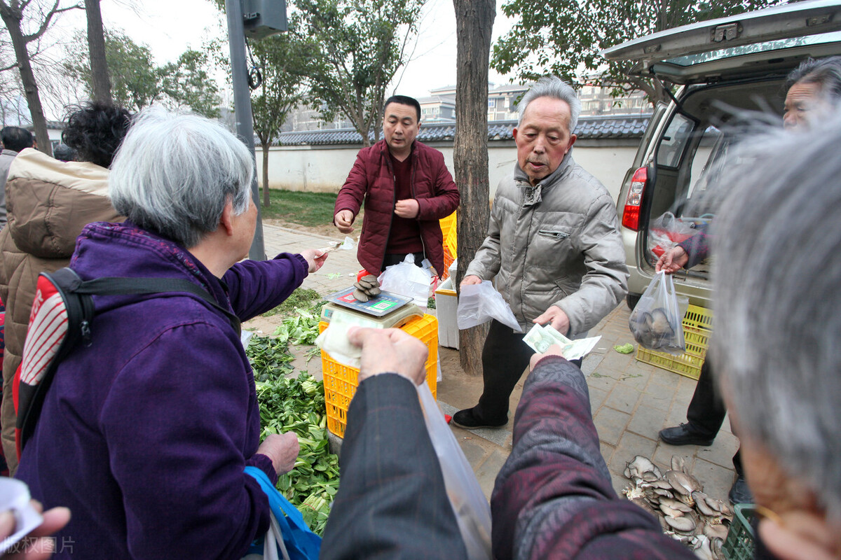 中国老人吃饭习惯,中国老人的日常