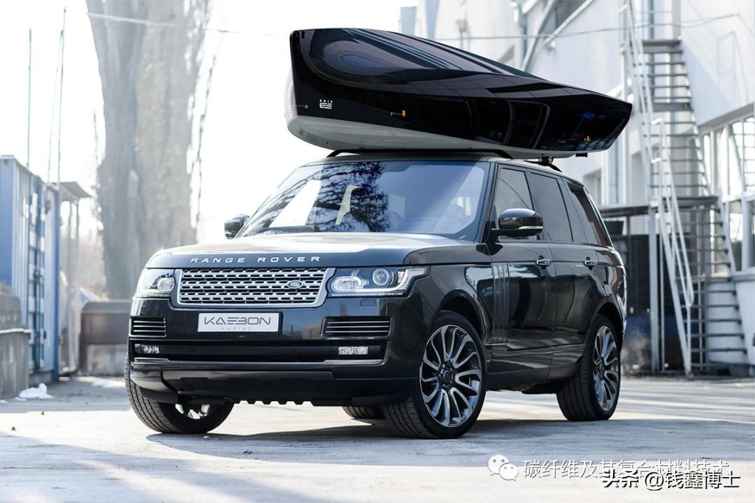 国外推出的碳纤维电动船整备重量仅89kg可用汽车运输，且价格亲民