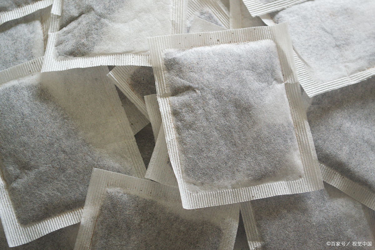 新车除味除甲醛的最快方法,除甲醛新车放热水好还是放冷水好