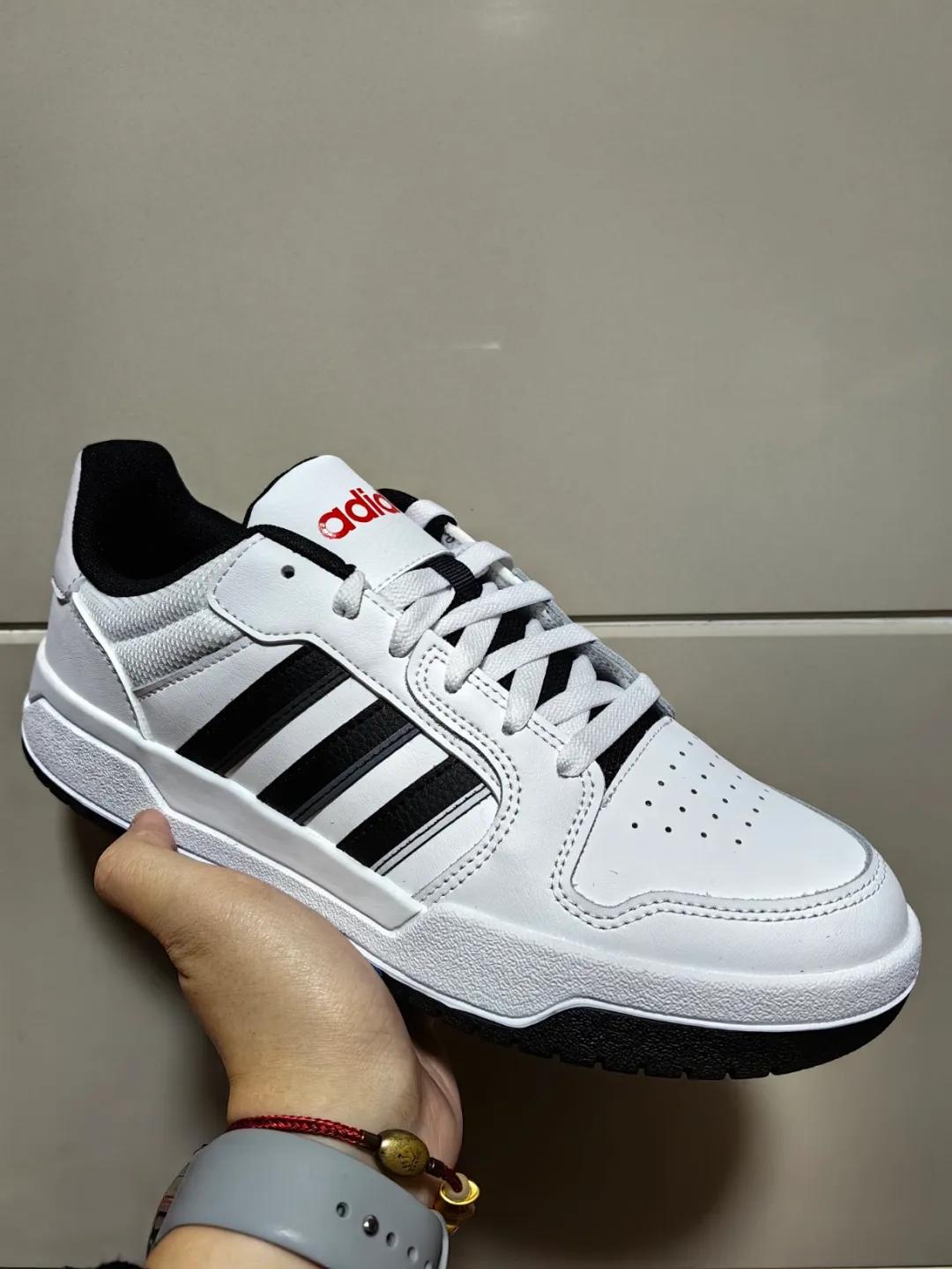 adidas休闲鞋aw4187,adidas休闲系列篮球鞋