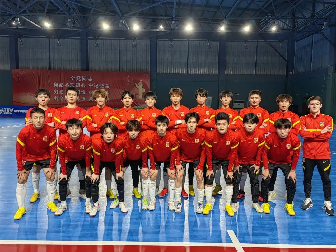 全国青少年u13五人制足球赛,深圳第二实验学校篮球队全国亚军