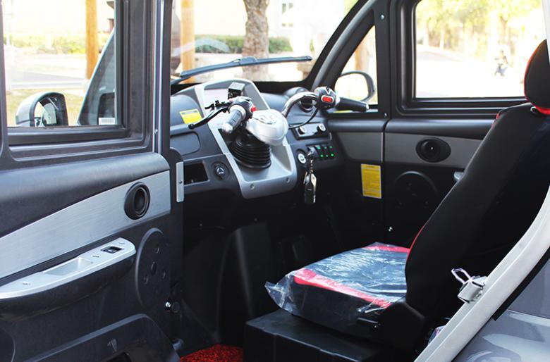 御捷、飞诺、东威3款电动篷车，最大续航200公里，功率大适合接娃