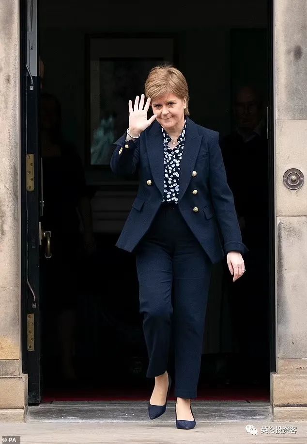 英镑涨到8.5！英国央行否认将发生金融危机！北爱恐袭威胁上升