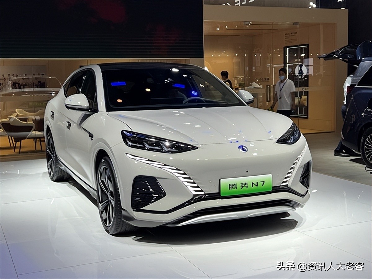 比亚迪5月份销售24万辆新能源汽车,月销破30万辆比亚迪创造历史纪录