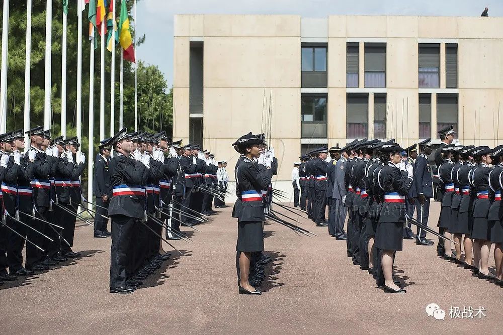 男靴作战靴如何选择,如何选择脚型靴子
