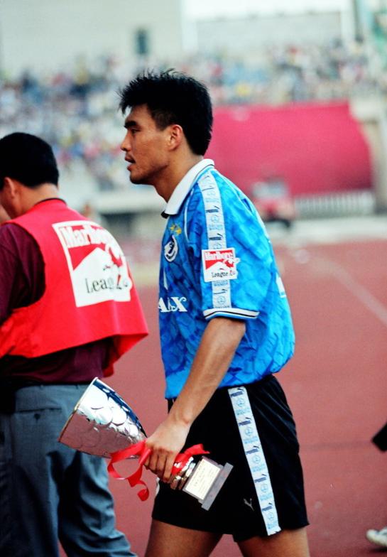 大连球员悼念小王涛,大连足球名将小王涛