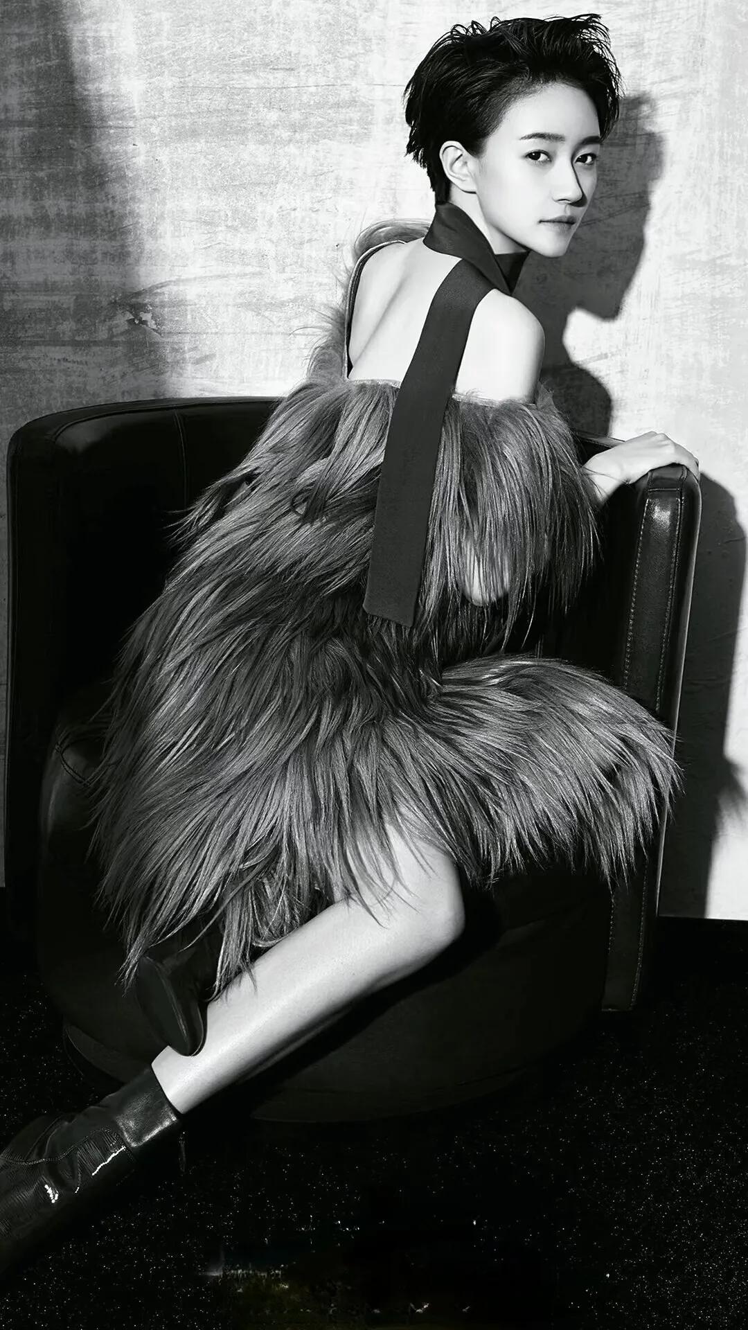 焦俊艳短发造型示人,焦俊艳短发惊艳