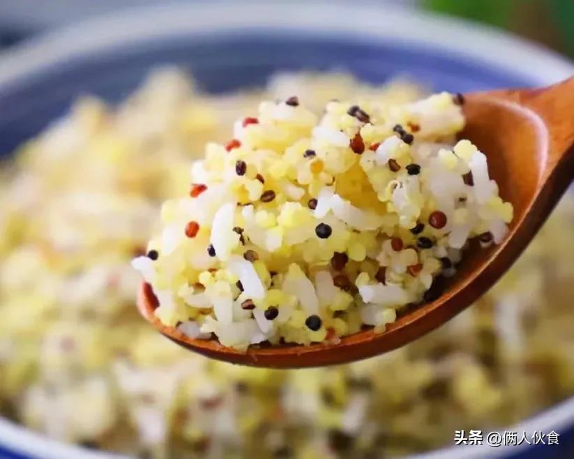 阳转阴后可以吃羊肉吗,阳转阴后可以吃牛肉和羊肉吗