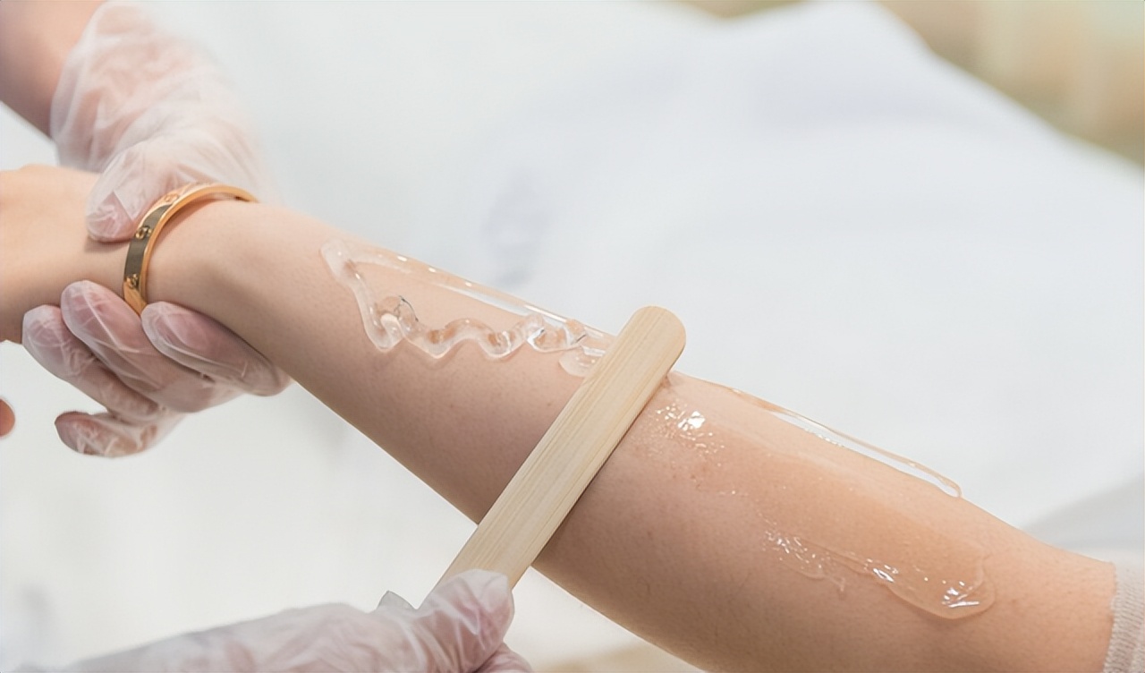 女性身上毛发旺盛什么原因呢,女性身上毛发旺盛什么原因