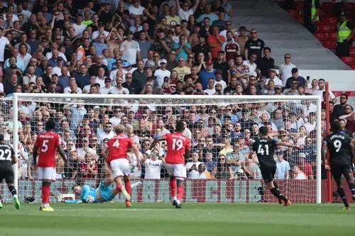 孙兴慜加盟热刺视频,热刺主场凭借孙兴慜的出色发挥