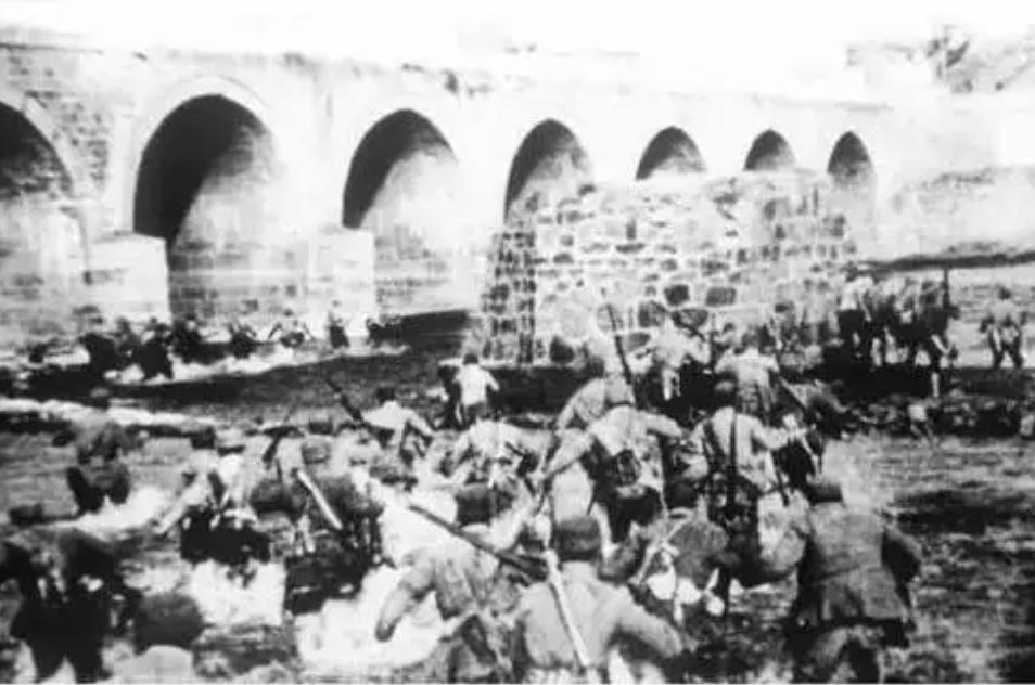 郭俊卿的英勇事迹简介,特等功臣郭俊卿