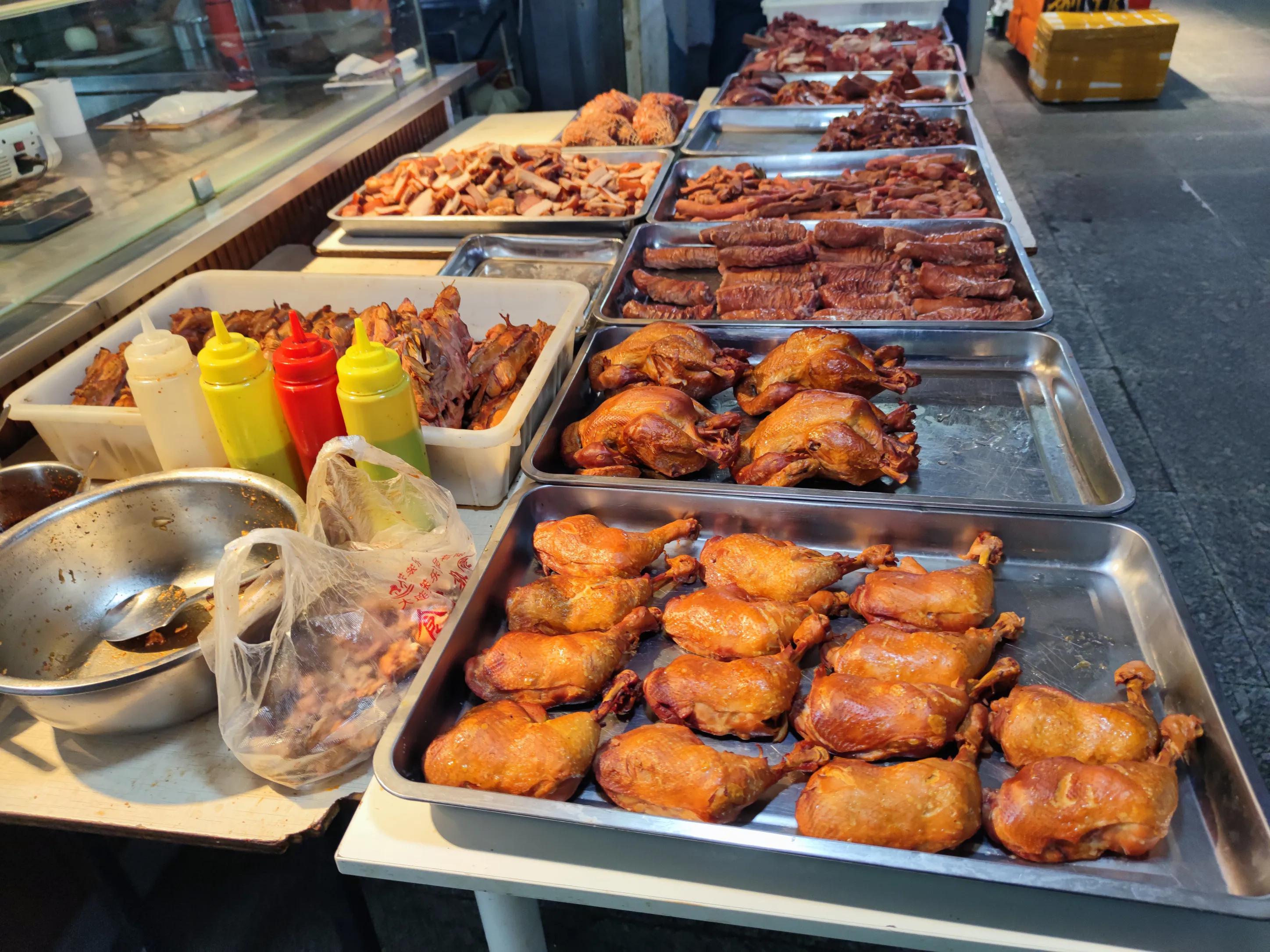 猪肉跌破五元原因,猪肉涨价熟食店怎么办