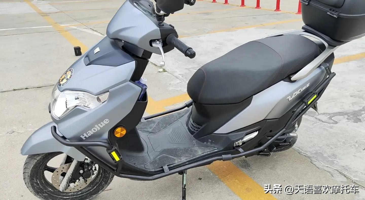 二手豪爵虎鲨vx125与afr选哪款,豪爵虎鲨vx125哑光星际灰自喷漆