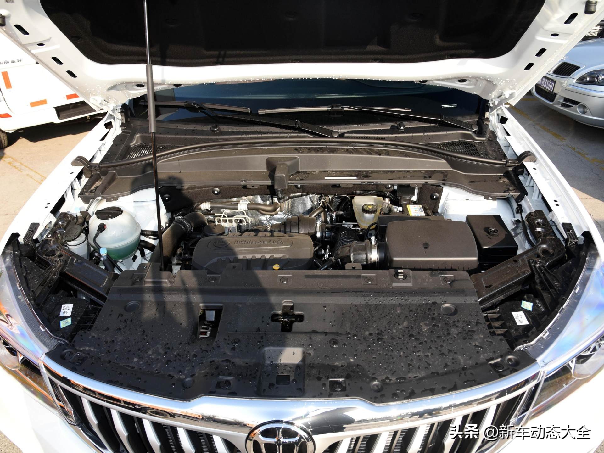 最低售价v6,中华v62020款落地价