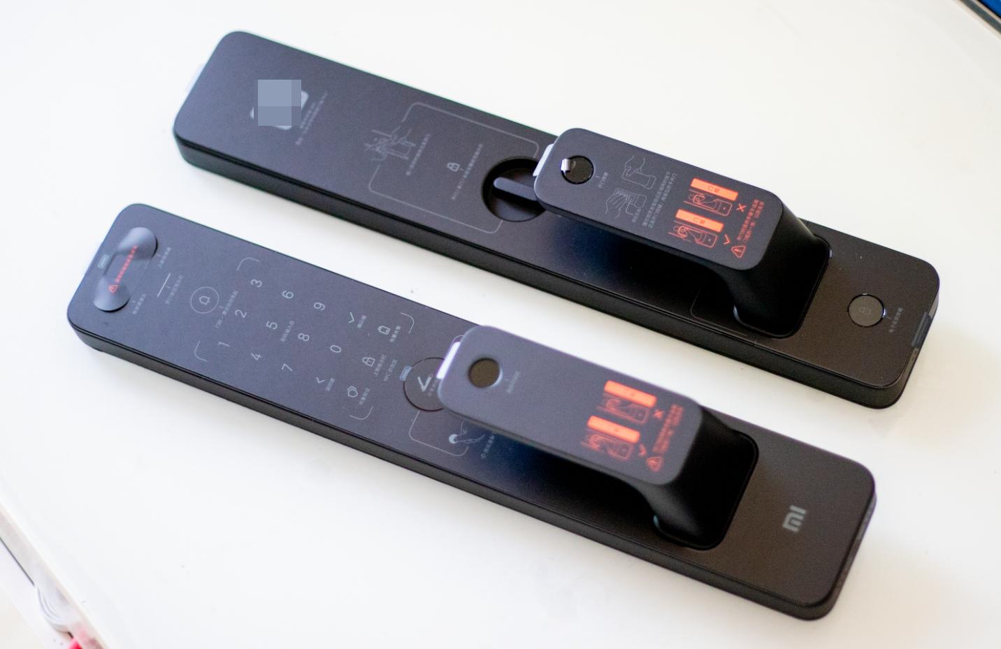 小米智能门锁pro评测执手式推拉式,小米智能门锁pro对比猫眼款