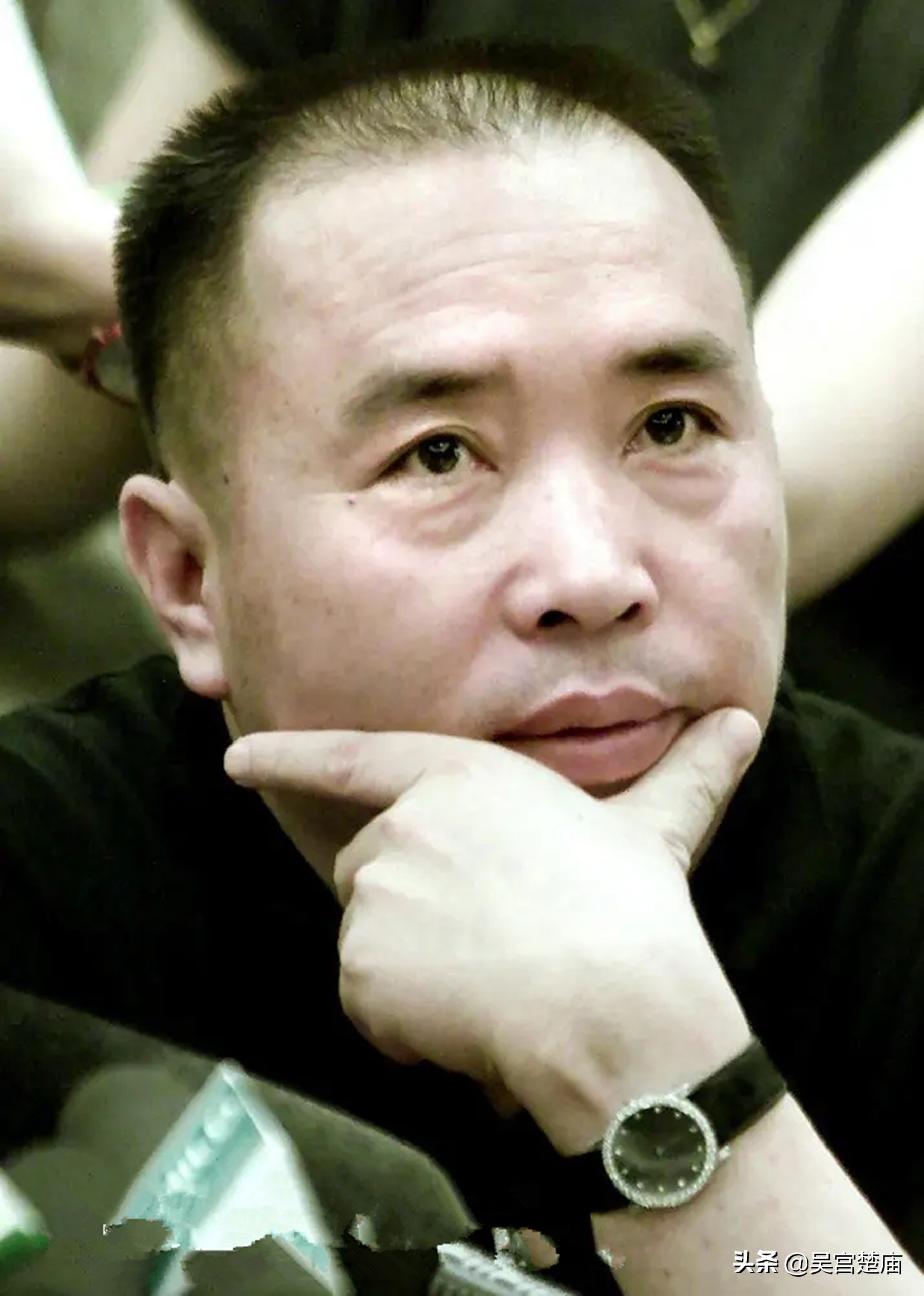 *昌星赖**是怎样靠*私走**发家的？