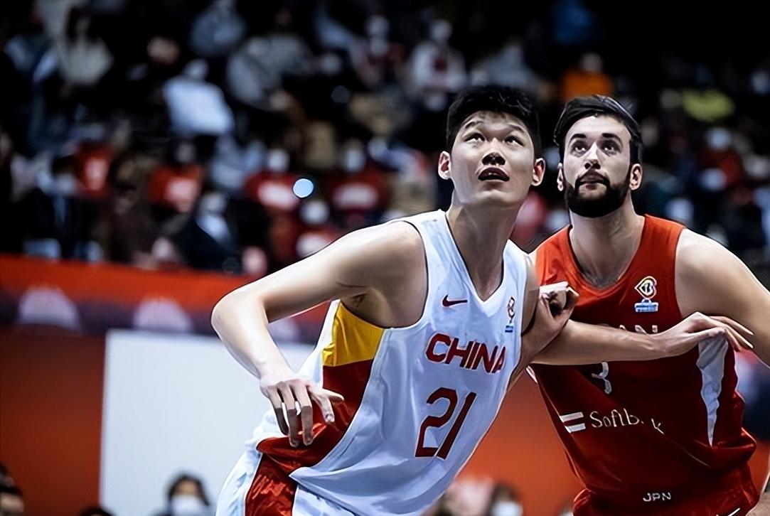 曾凡博防守周琦,广东队周琦交换曾凡博