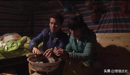 “变性人”李二毛：为生计两变性别，最后出租屋中凄惨离世