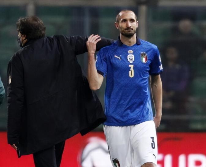 意大利0-1,欧洲杯意大利险胜挺进18强