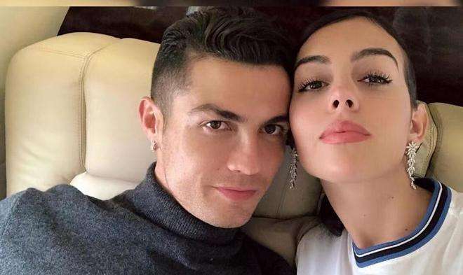 世界杯c罗和他女友,世界杯太太女友团