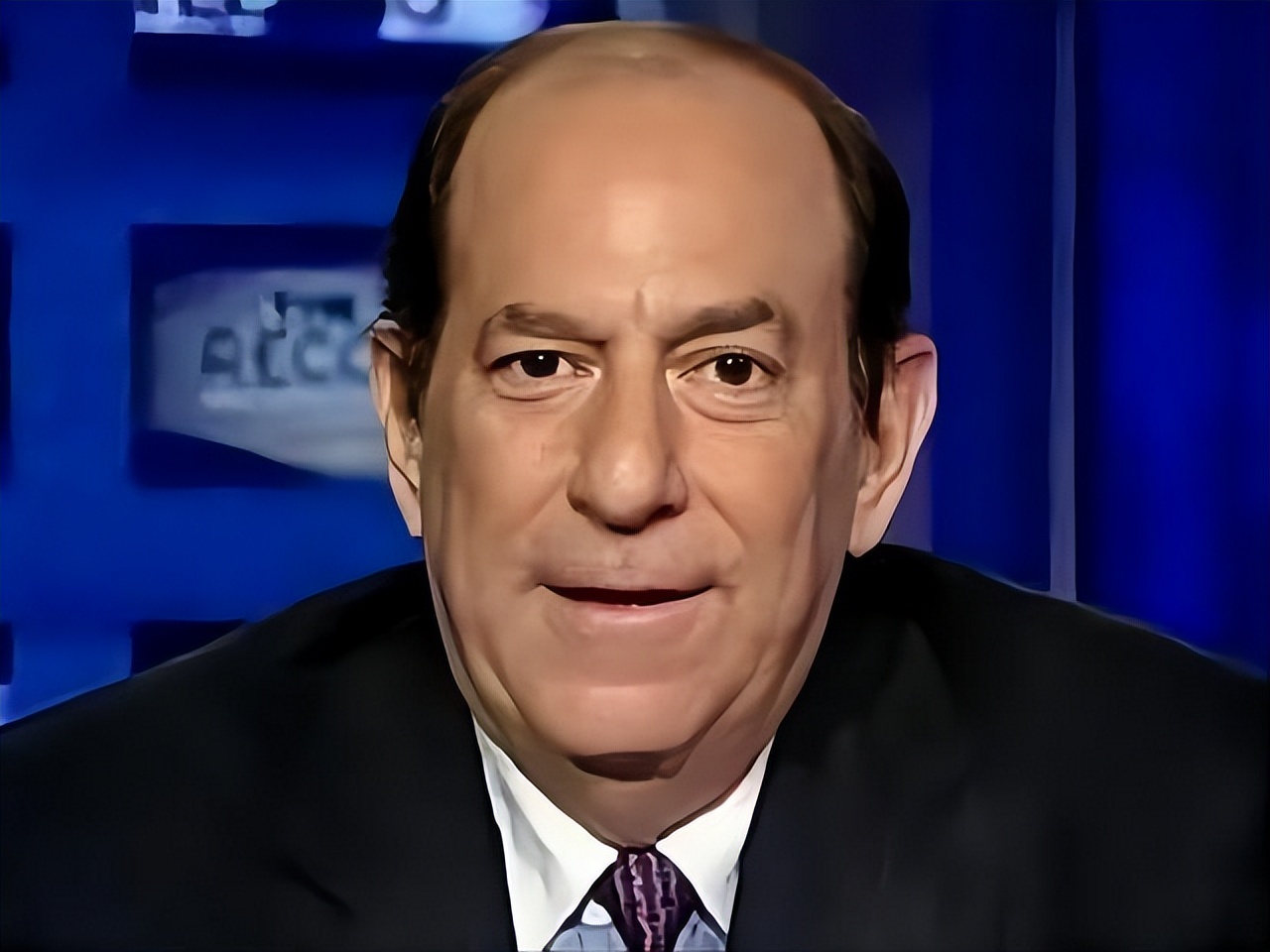 美国小伙买25万机票,美国男子25万买飞机票