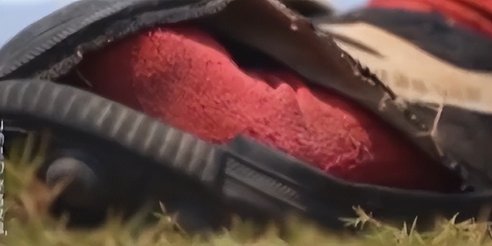 梅西捐款琼中女足,梅西慈善公益完整视频