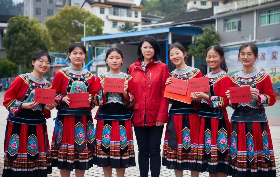 东润公益基金会2021慈善晚宴,东润公益基金会捐款