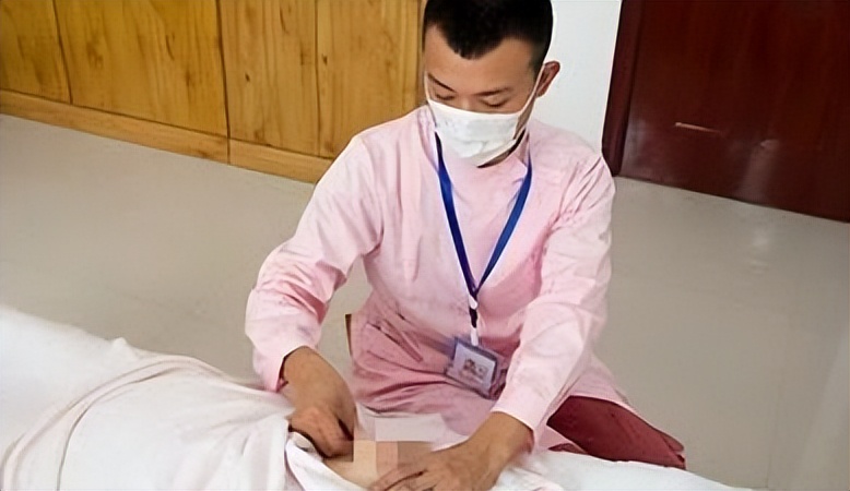 做催乳师一个月挣多少钱,90后小伙做催乳师