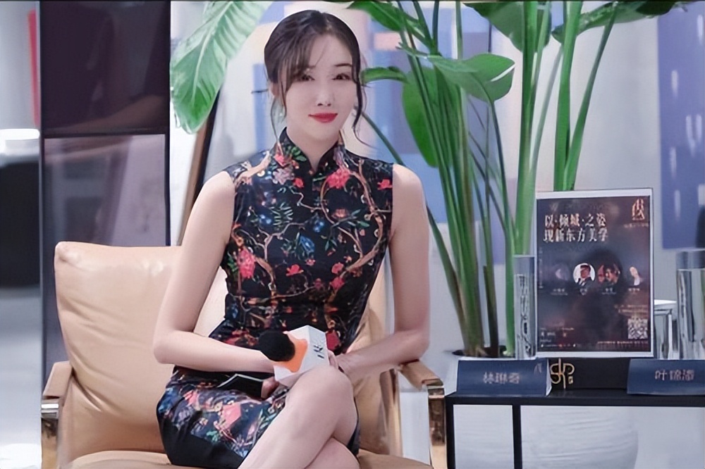 成龙女徒弟全部视频,成龙女徒弟被困酒店后续