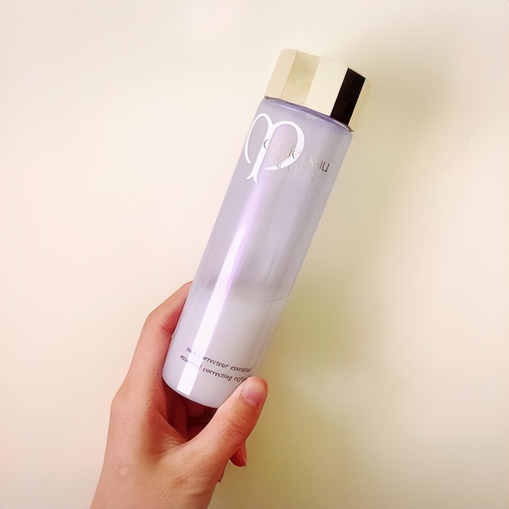 雅诗兰黛黑松露与cpb4d精华,cpb雅诗兰黛精华