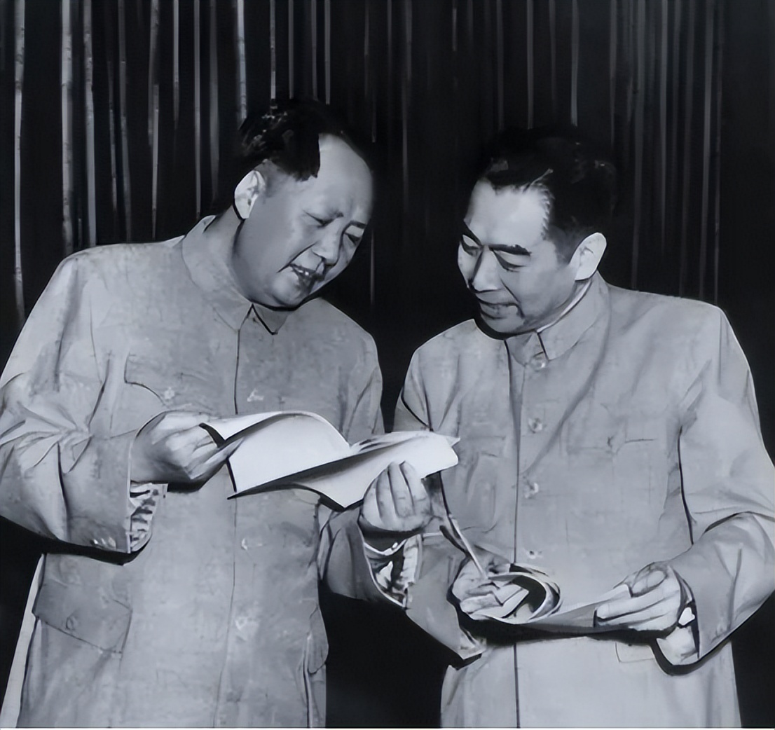 蒋介石晚年想和平回归祖国，毛主席承诺：你儿子可以当台湾省长！