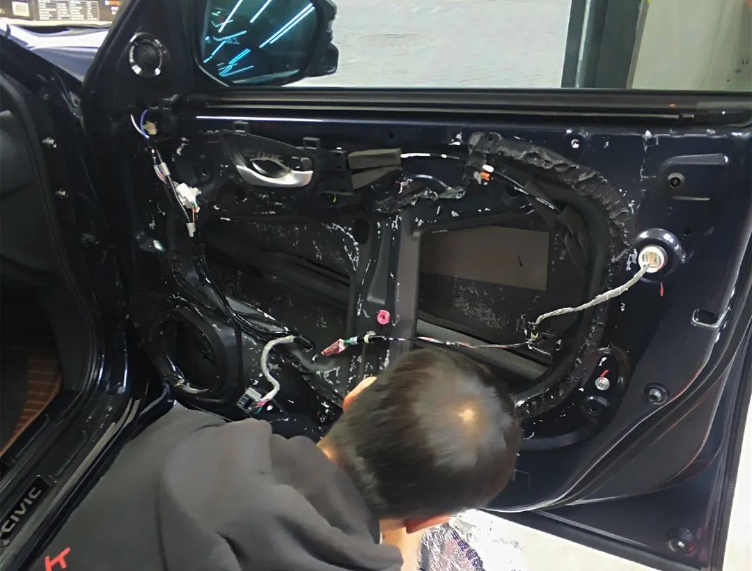 偏爱人声，激情碰撞，本田思域无损对插德国MATCHPP62DSP功放