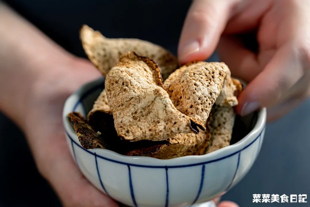 别一咳嗽就心慌！这一碗2步搞定，喝完喉咙都舒爽了